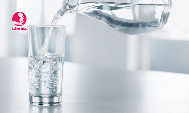 Uống nước lọc để giảm cân cấp tốc có tốt không? Các chuyên gia nói gì?